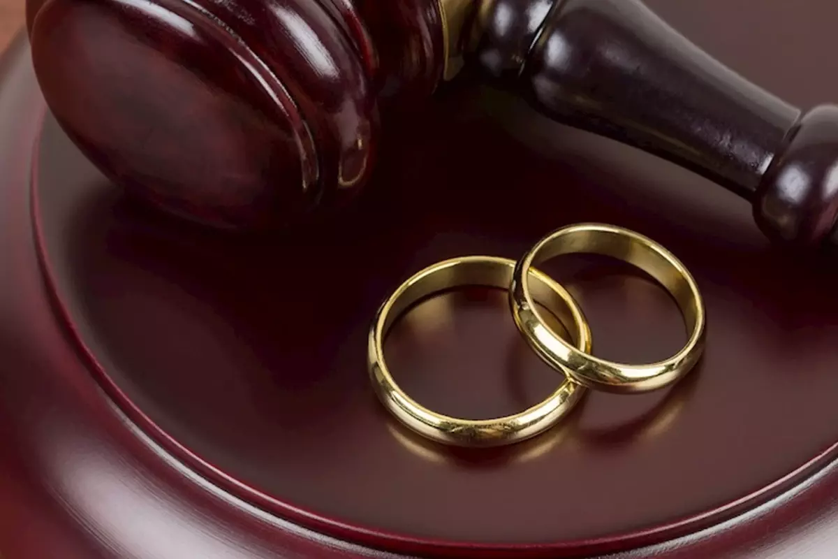 Konya\'da şaşırtan boşanma davası: Eşten habersiz doğum kontrolü hafif kusur sayıldı