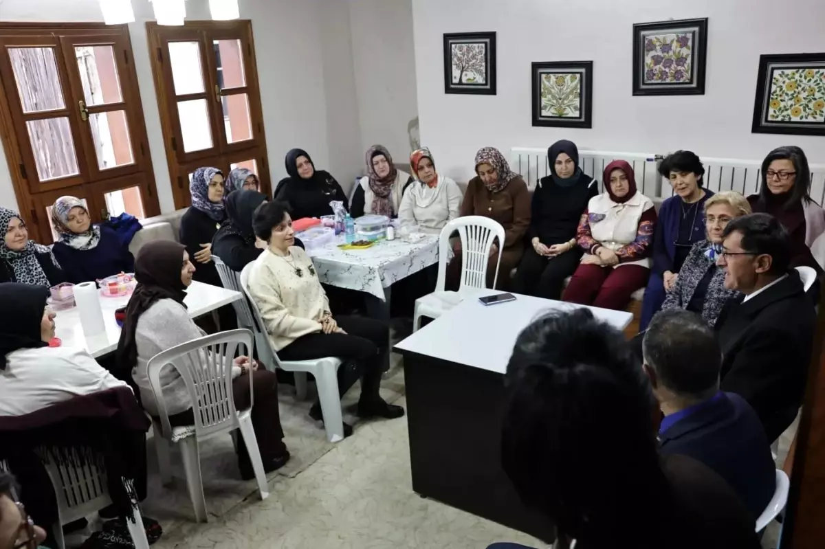 Kütahya Belediyesi\'nden eğitim ve üretime destek