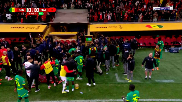 Mane sahadan çekilen takımı tek cümlesiyle geri döndürmüş