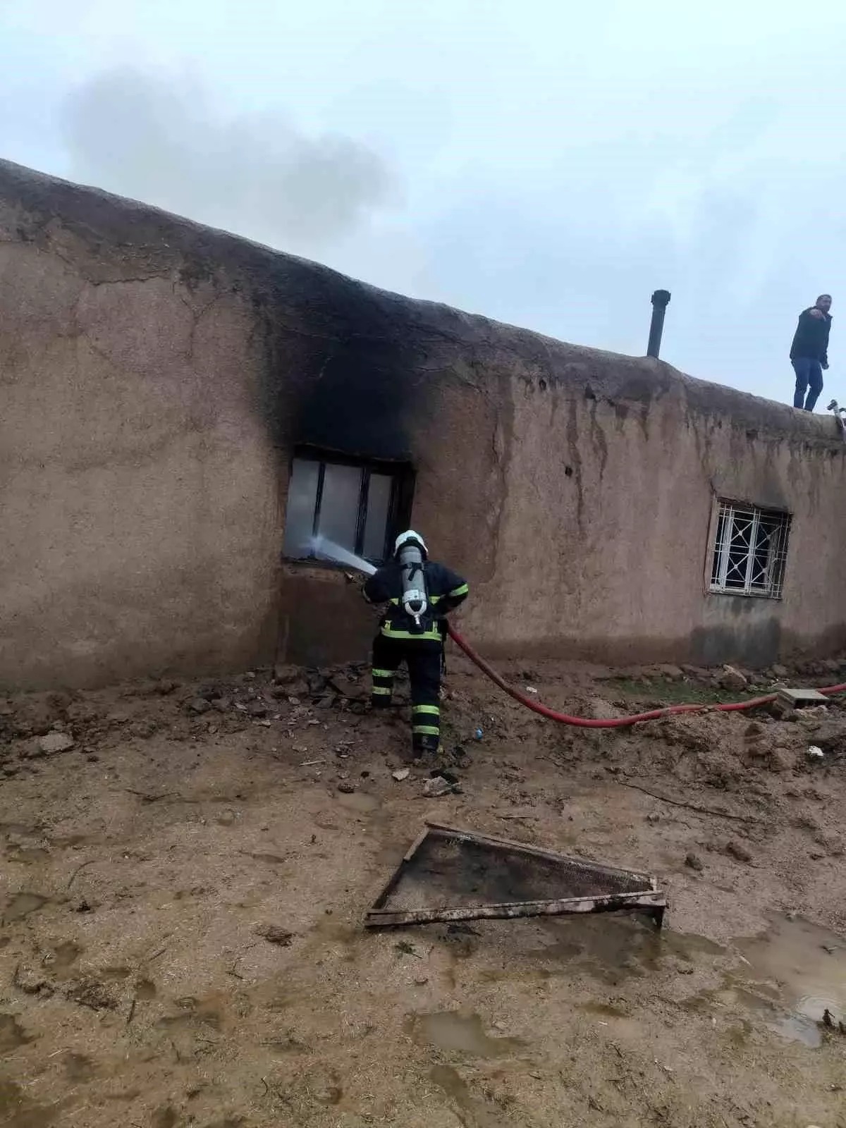 Mardin\'de Ev Yangını