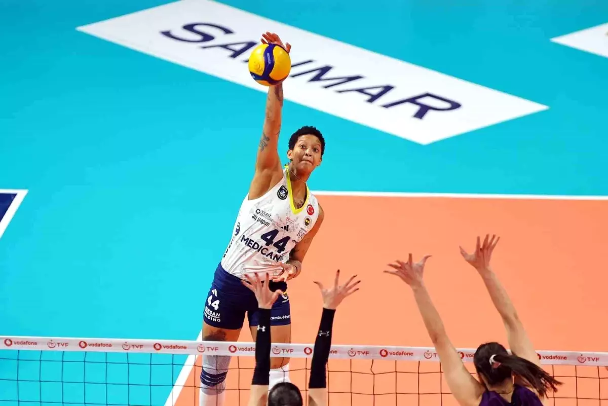 Vargas\'dan Sosyal Medya Açıklaması