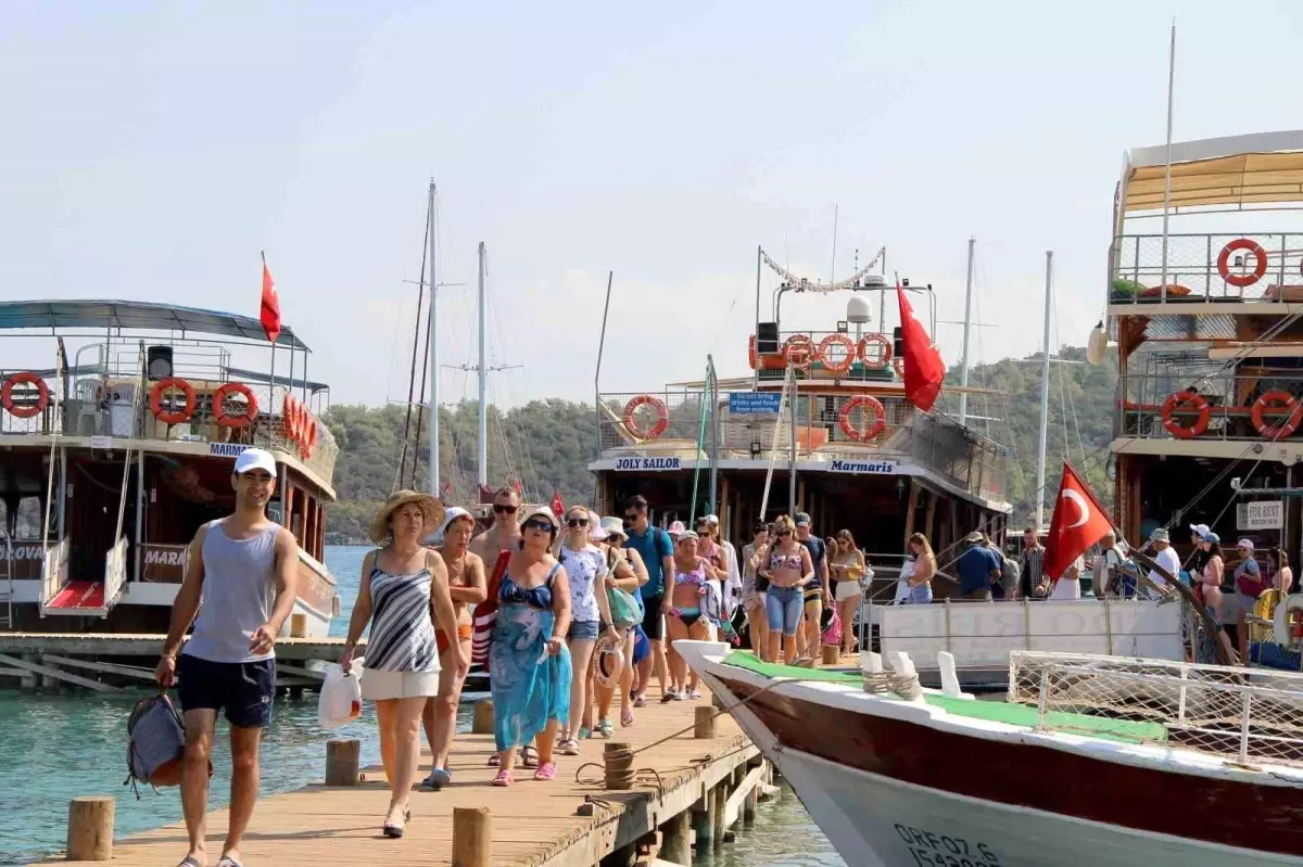 Muğla\'ya Yabancı Turist Sayısı D düştü