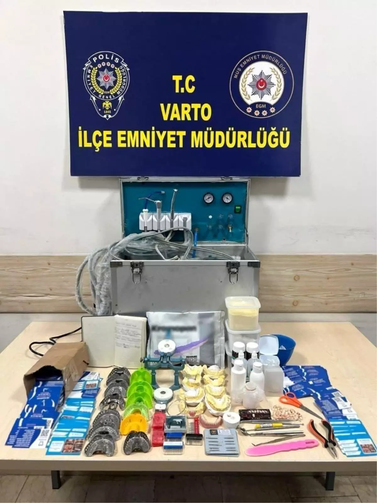 Ruhsatsız Diş Uygulayıcısı Gözaltına Alındı