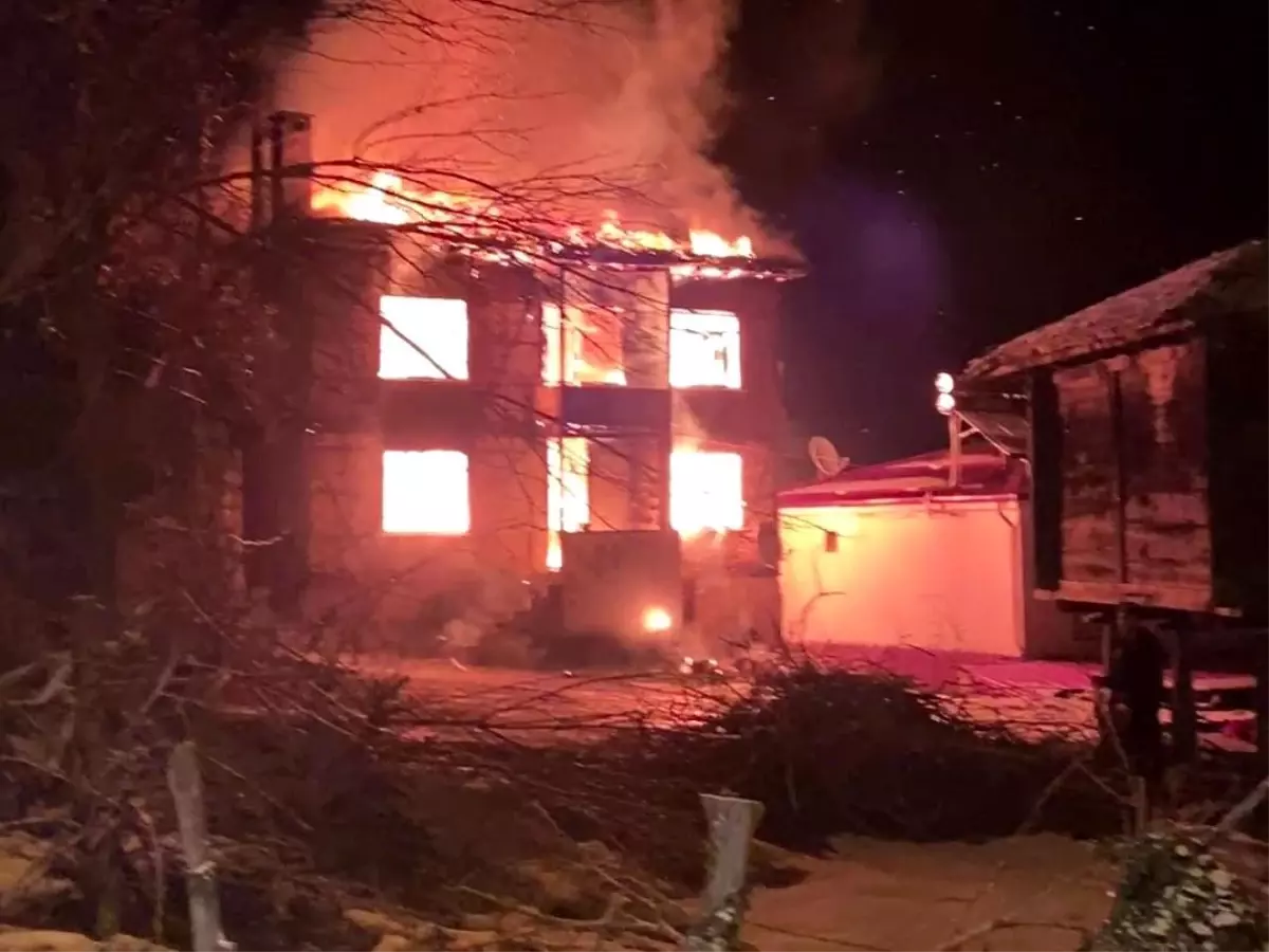 Ordu\'da çıkan yangın sonrası müstakil ev kullanılamaz hale geldi