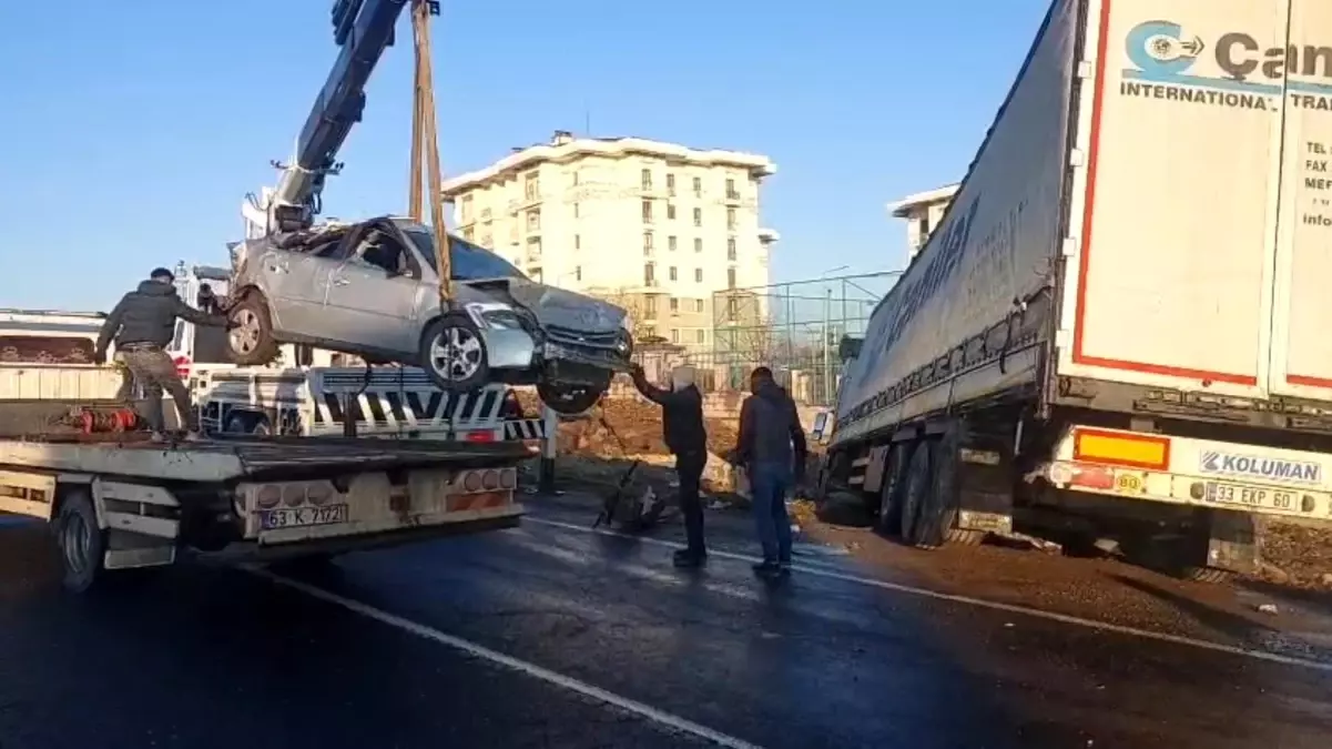 Viranşehir\'de Buzlanma Kazası: 2 Ölü