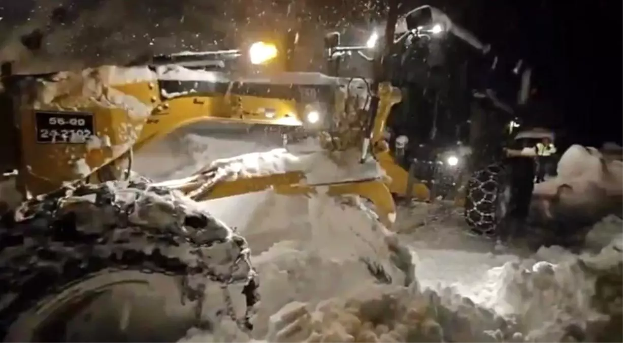 Siirt\'te Kar Yağışı Kurtarma Operasyonu