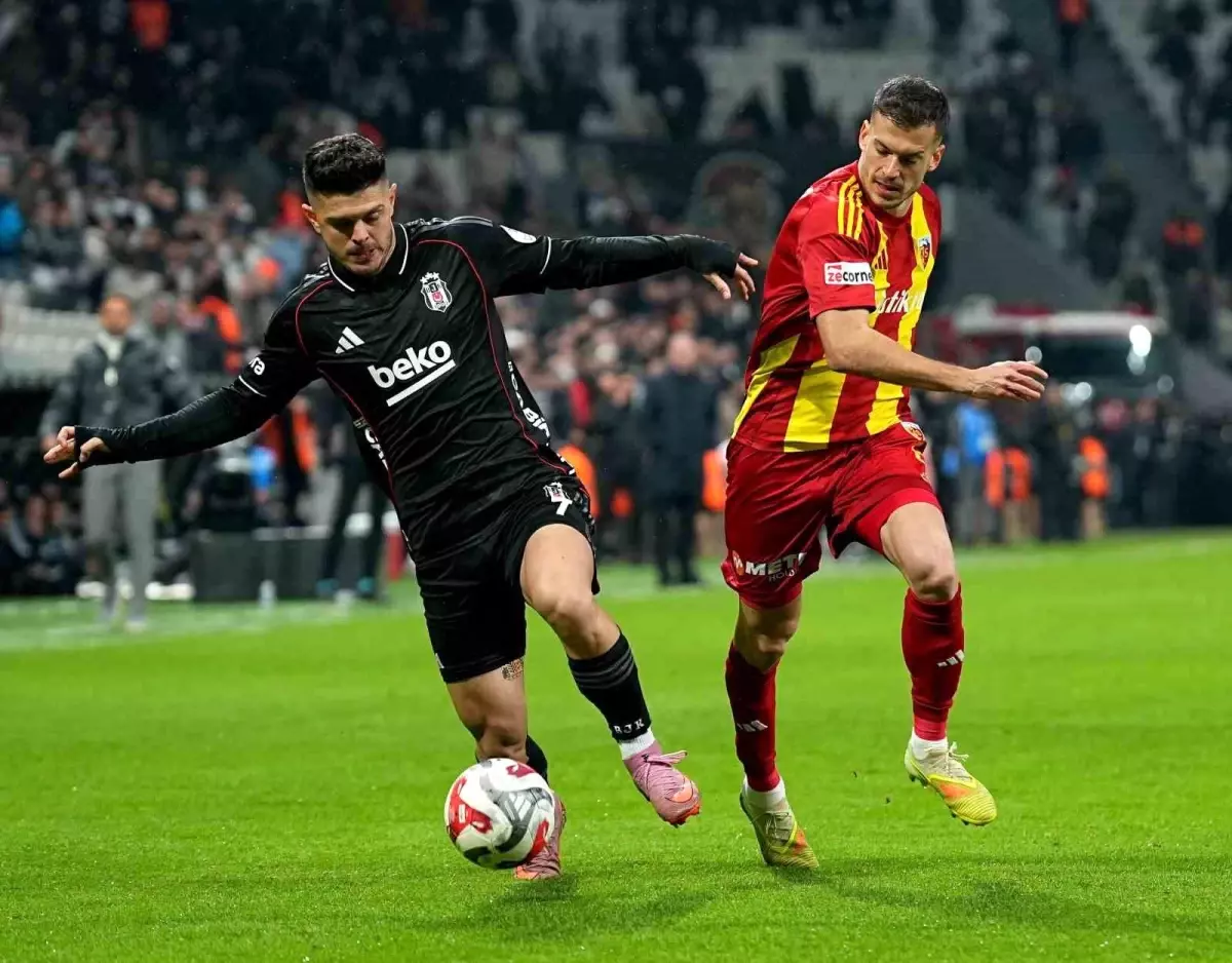 Beşiktaş - Kayserispor Maçı Başladı
