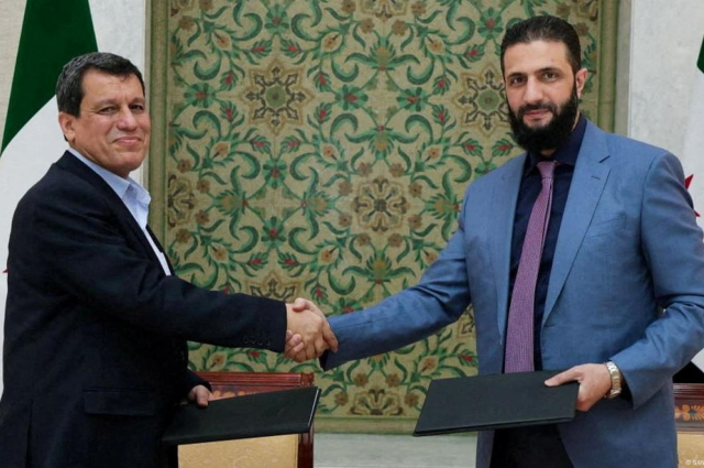 Trump ile Şara arasında telefon görüşmesi