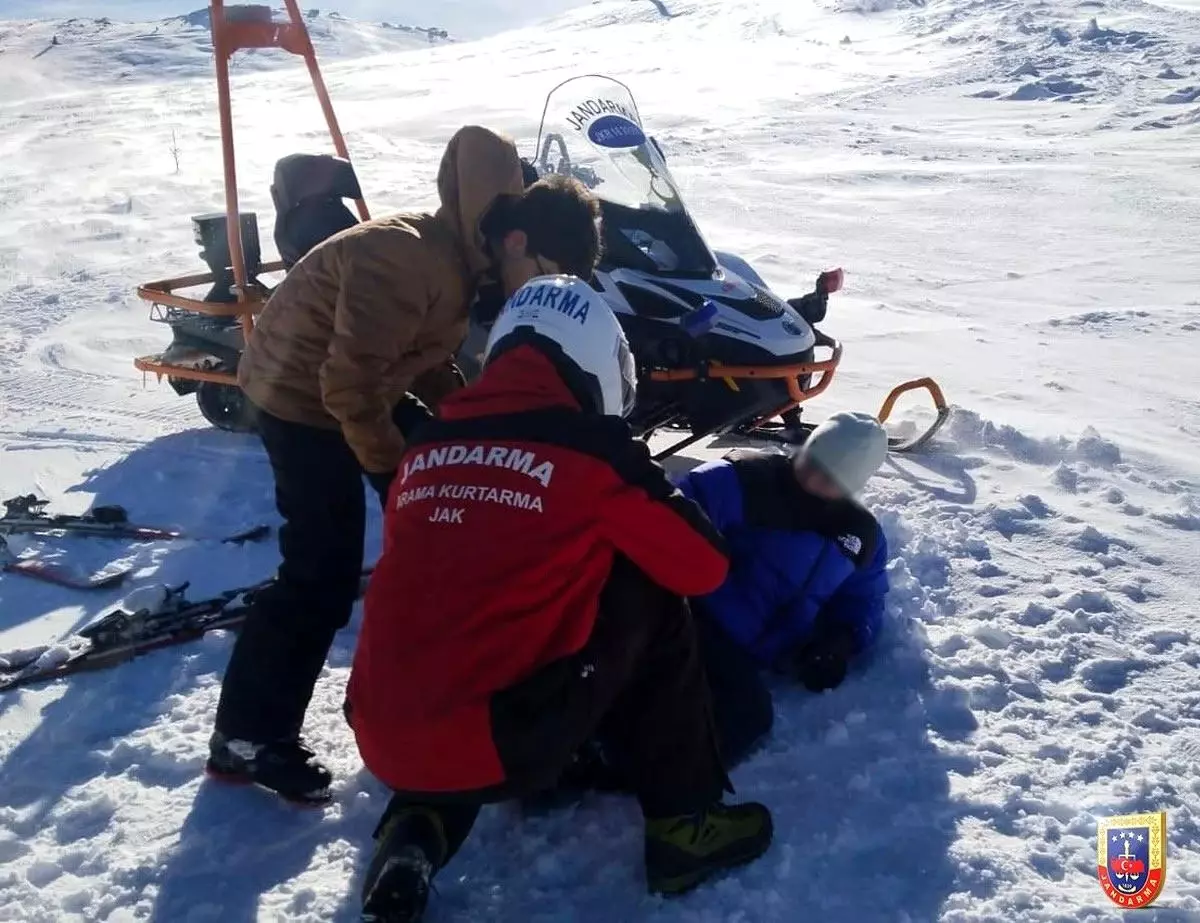 Bursa\'da Mahsur Kalanlara JAK Timi Müdahale Etti