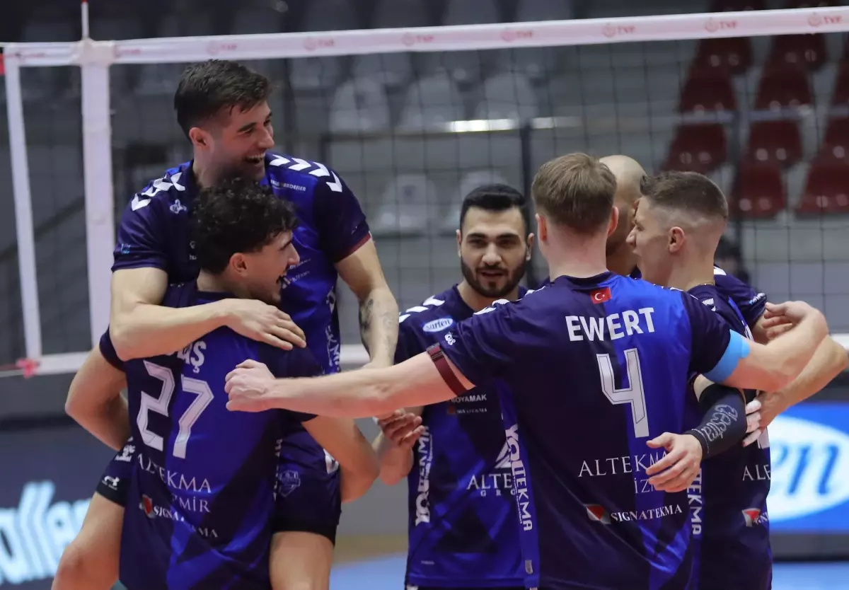 Altekma, Benfica ile İlk Maçına Çıkıyor