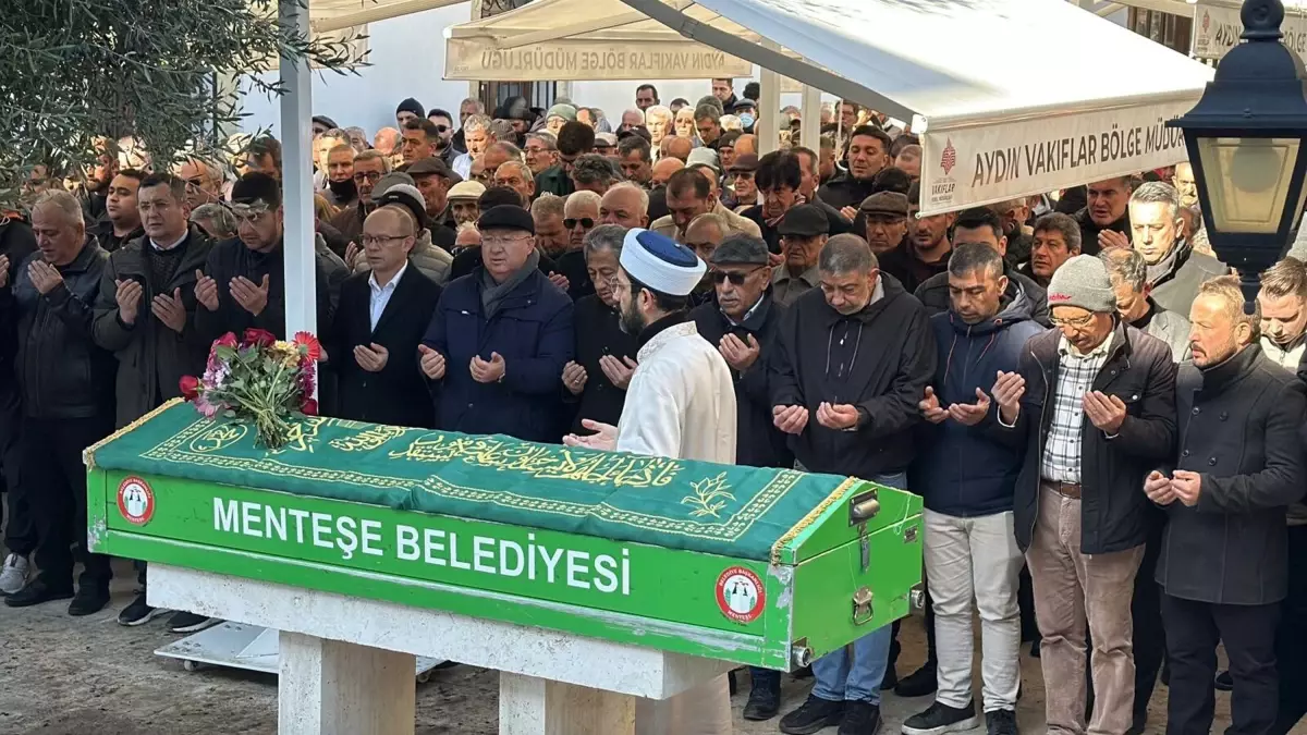 Marmaris\'te Tekne Kazasında Hayatını Kaybeden İksan Öztürk Uğurlandı