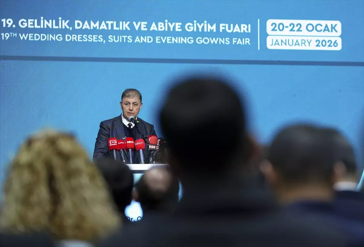 IF Wedding Fashion İzmir Fuarı Açıldı