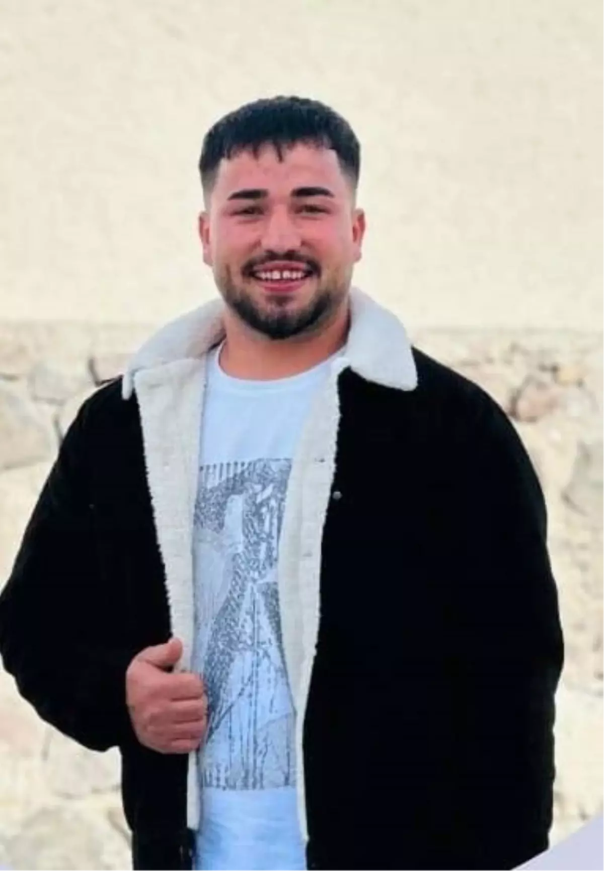 Karapınar\'da Kafede Tabanca ile Kavga: İki Yaralı