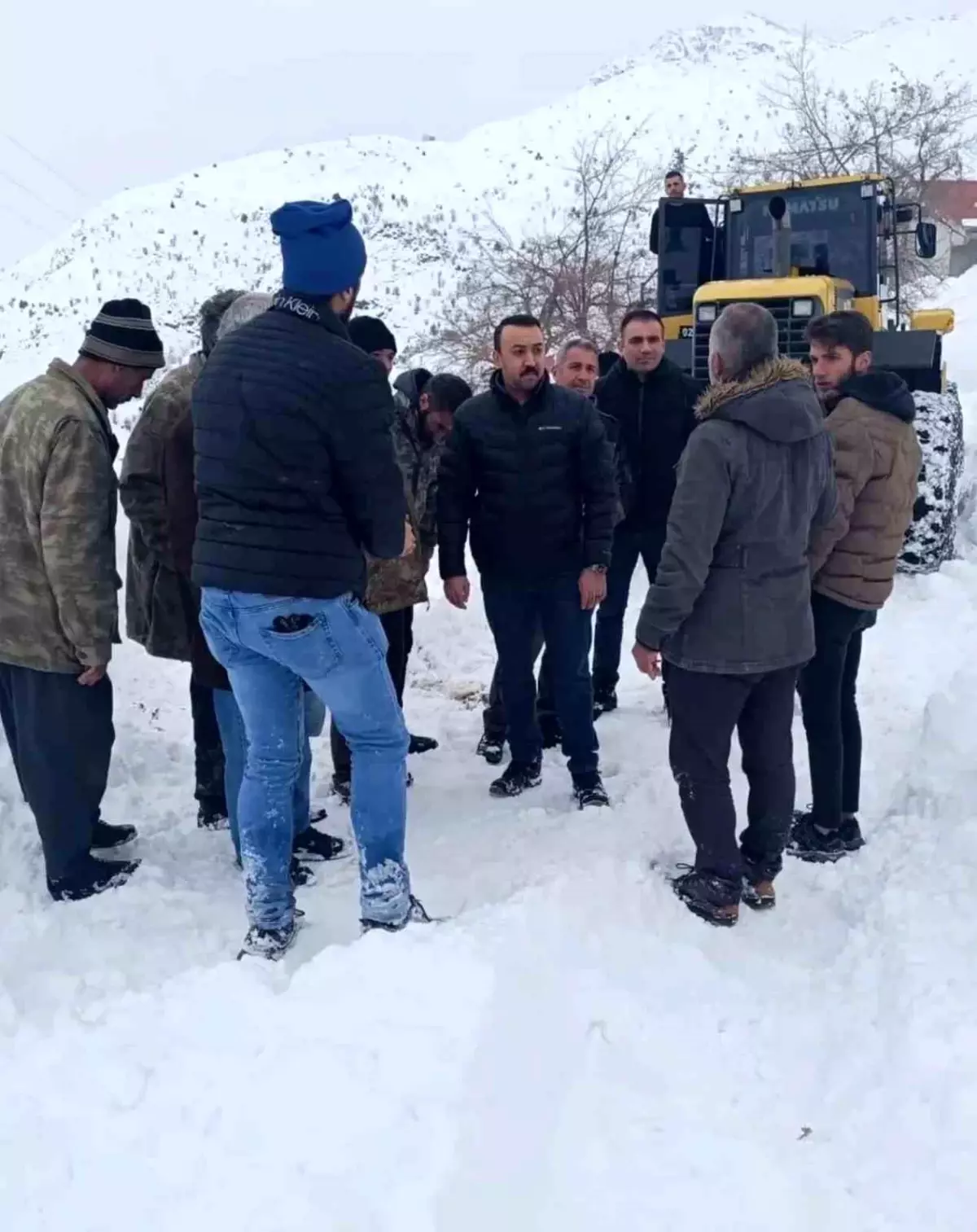 Çelikhan\'da Yol Açma Çalışmaları Hızla Devam Ediyor