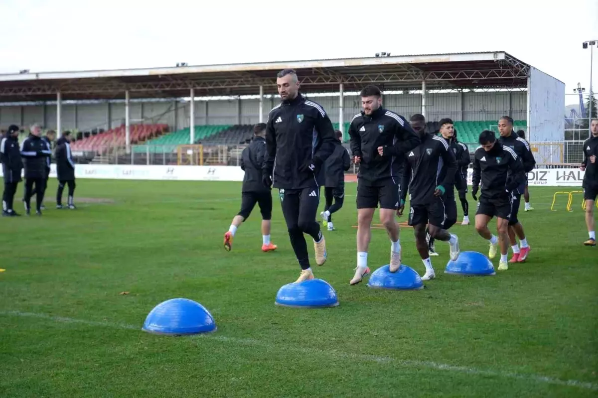 Kocaelispor Samsunspor Maçına Hazırlanıyor