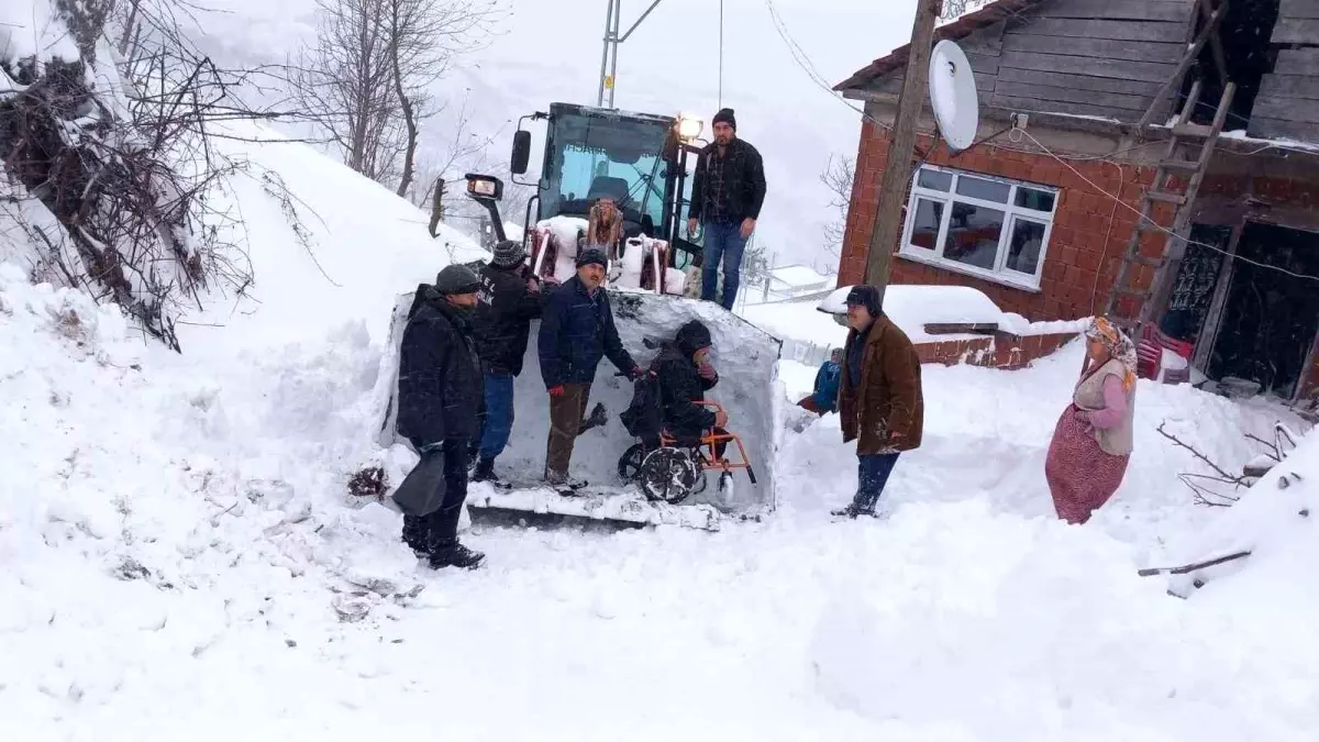 Ordu\'da karla mücadele sürüyor