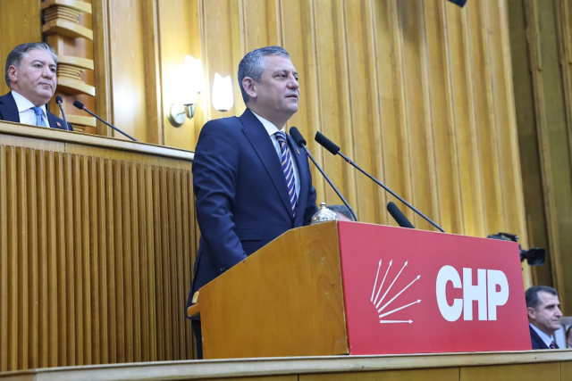 Özgür Özel: Türkiye'deki Kürt kardeşlerimizi de Suriye'deki akrabalarını da incitmeyin