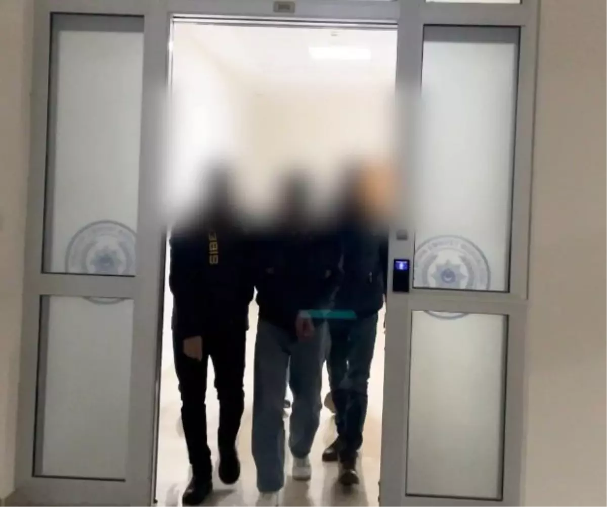 Kırşehir\'de Dolandırıcılar Operasyonla Yakalandı