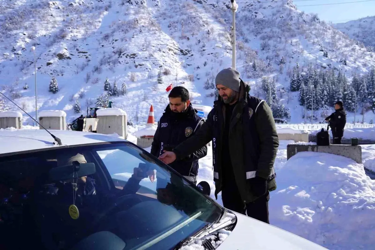 Tunceli\'de Düzensiz Göç Uygulaması