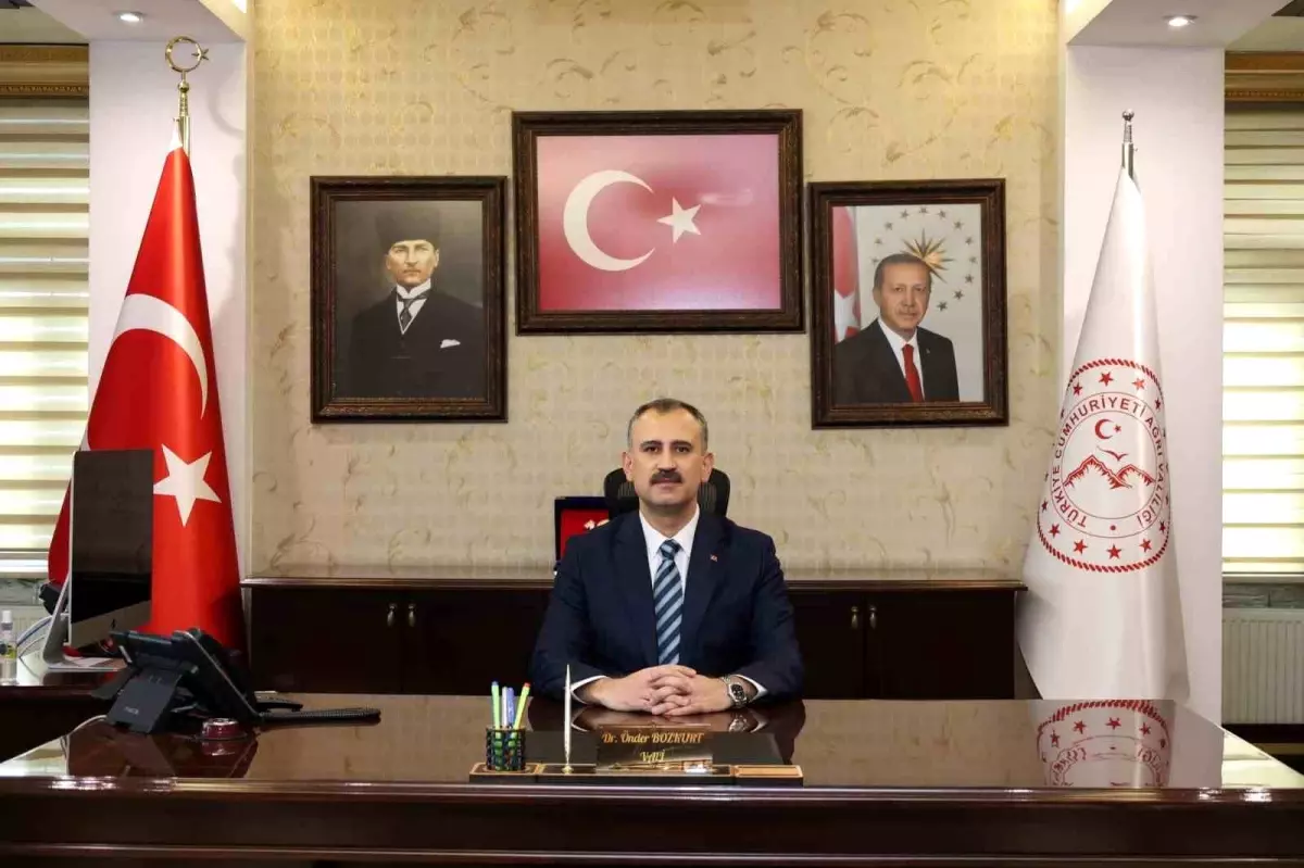 Ağrı\'nın Yeni Valisi Bozkurt Göreve Başladı