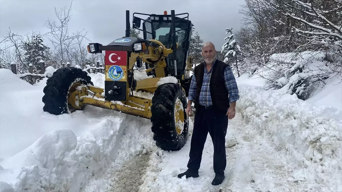 Zorlu Kış Şartlarında Yol Açma Mücadelesi