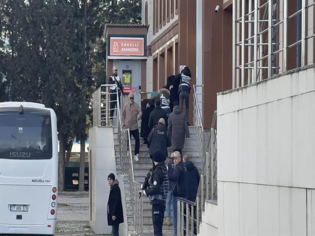 Yalova\'da DEAŞ Operasyonunda Tutuklananların Sayısı 63\'e Çıktı