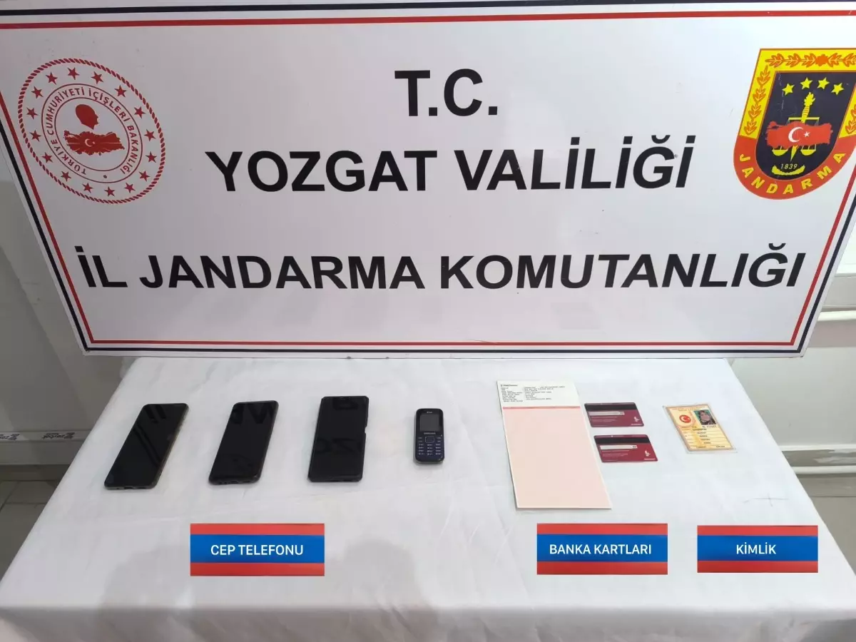 H.E. Kimliğiyle Dolandırıcılık: 4 Gözaltı