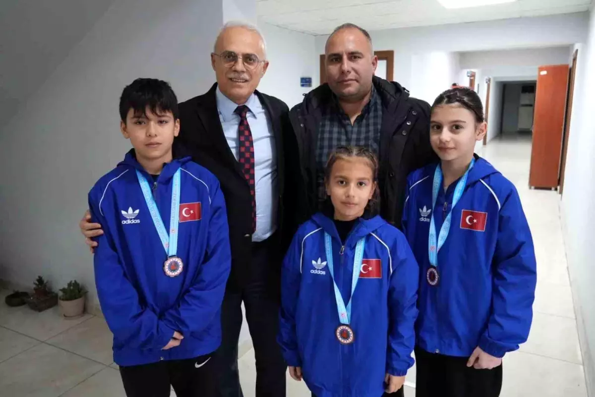 Wushu Sporcularından Ziyaret