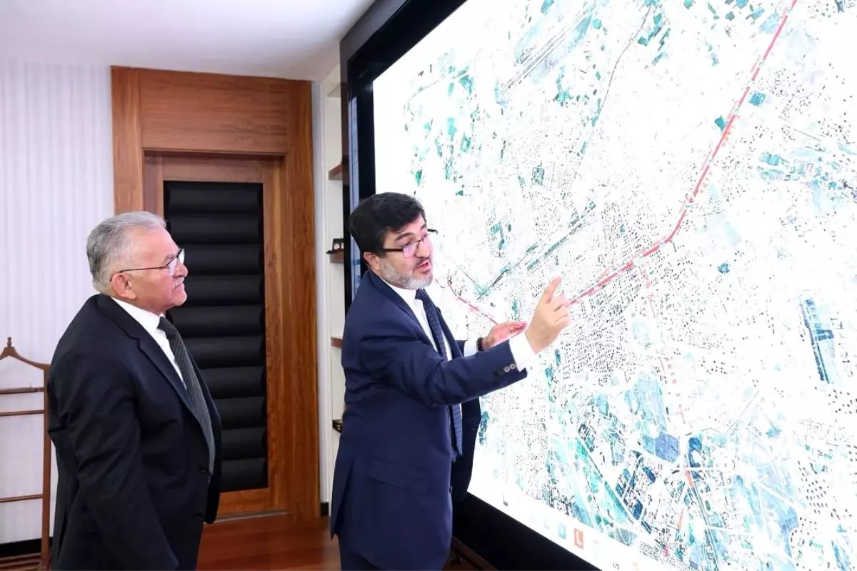 Başkan Büyükkılıç, Altyapı Yatırımları Genel Müdürü Eyigün\'ü ağırladı