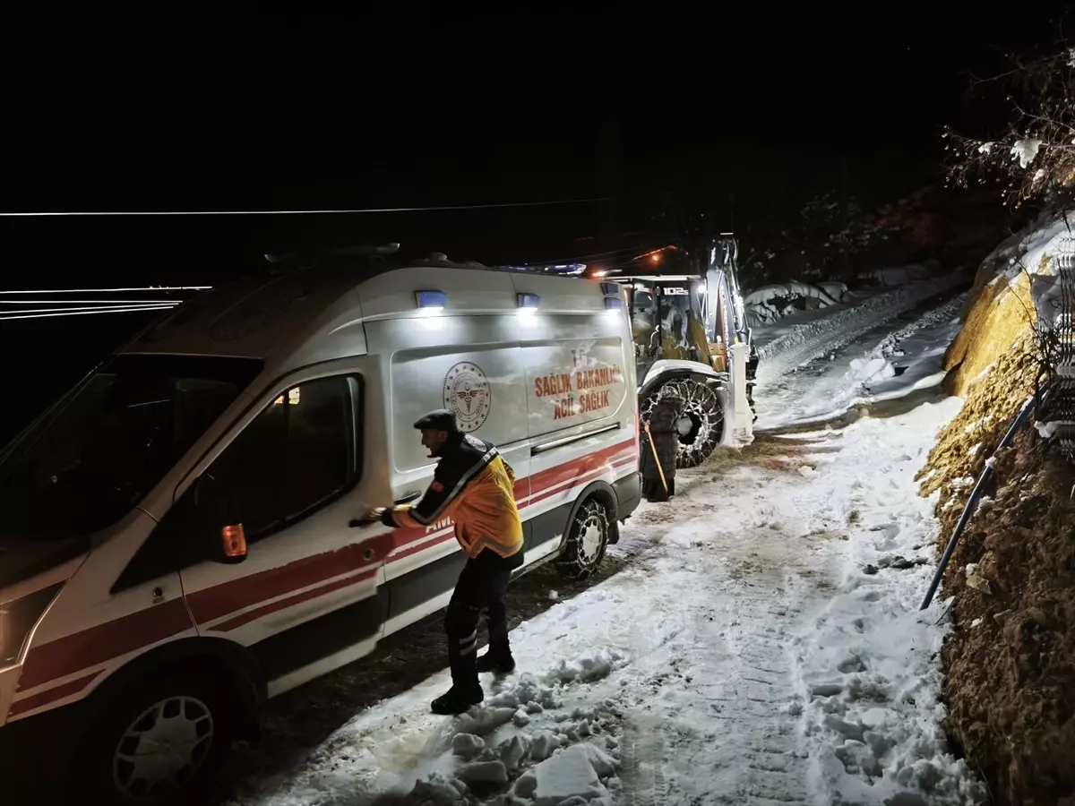 Kar Yağışı Nedeniyle Hasta Kurtarıldı