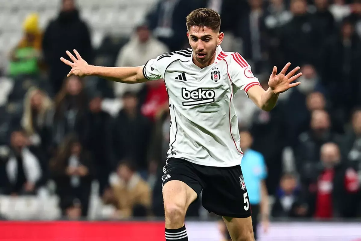 Beşiktaş, Demir Ege Tıknaz\'ın yeni takımını açıkladı