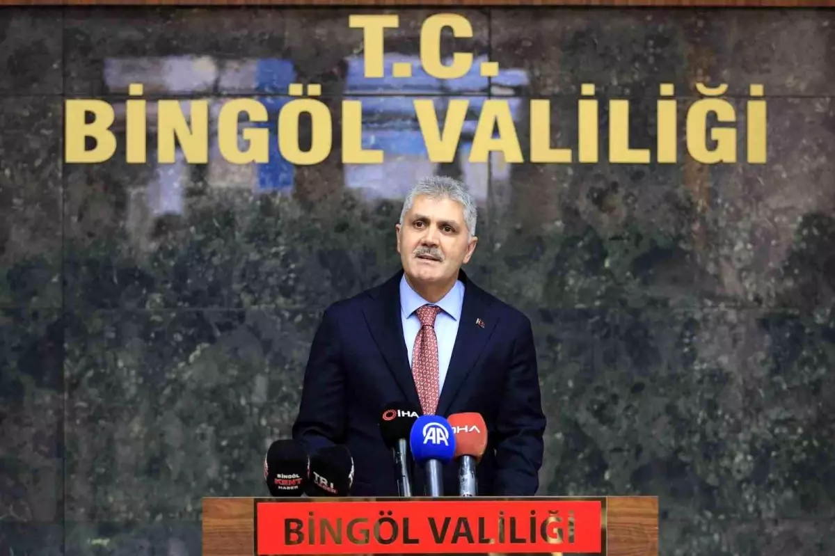 Bingöl Valisi Çelik görevine başladı
