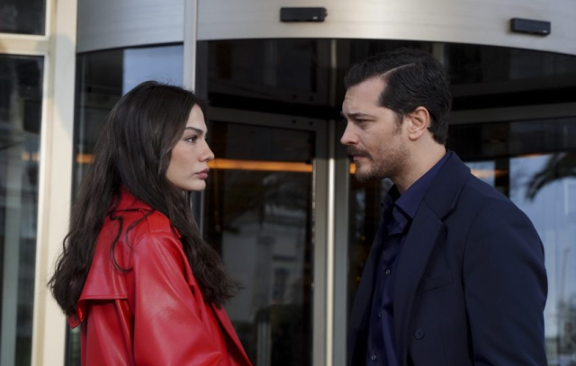 Herkes albüm bekliyordu! Demet Özdemir'den müjde gibi açıklama Herkes albüm bekliyordu! Demet Özdemir'den müjde gibi açıklama