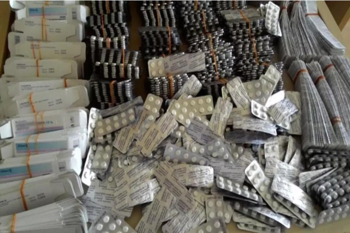 İstanbul merkezli kaçak ilaç operasyonu :235 bin ilaç ele geçirildi