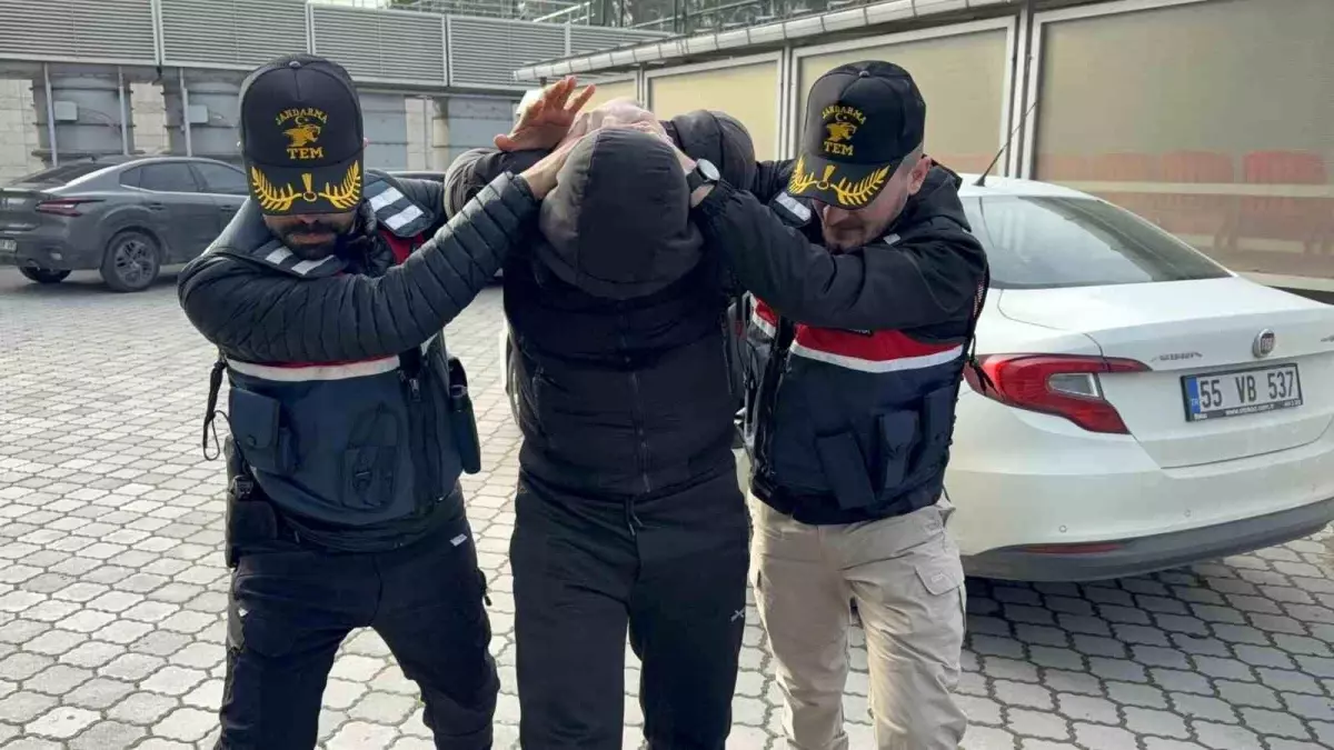 Samsun\'da DEAŞ Operasyonu: Bir Iraklı Gözaltına Alındı