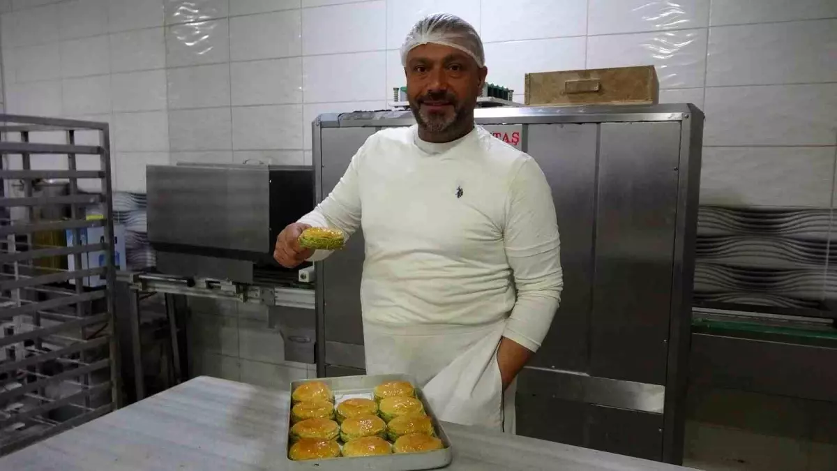 Kilis\'te Burger Tatlı İle Geleneksel Lezzet Yenileniyor