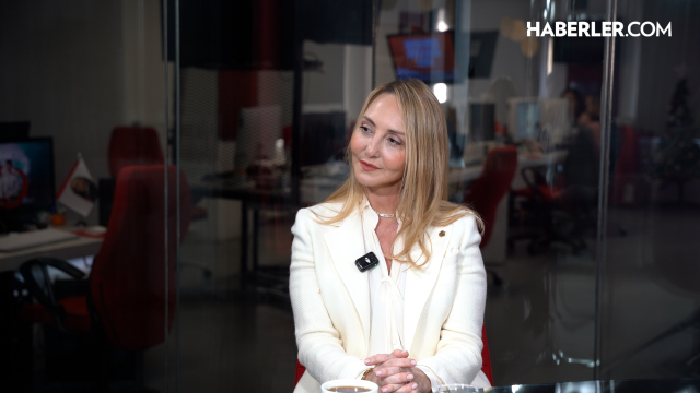 Klinik Psikolog Ebru Şalcıoğlu: Çocukluk gerçek dünyadan çıktı, ekranın içine hapsoldu