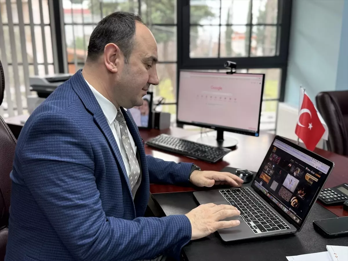 KOSGEB Müdürü Karataş, Yılın Kareleri Oylamasına Katıldı