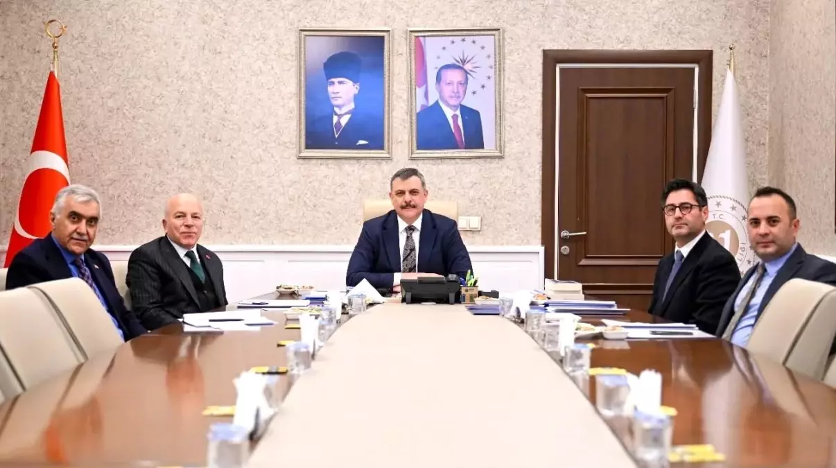 Palandöken Ekonomi Forumu ve Turizm Başkenti\'ne değerlendirme