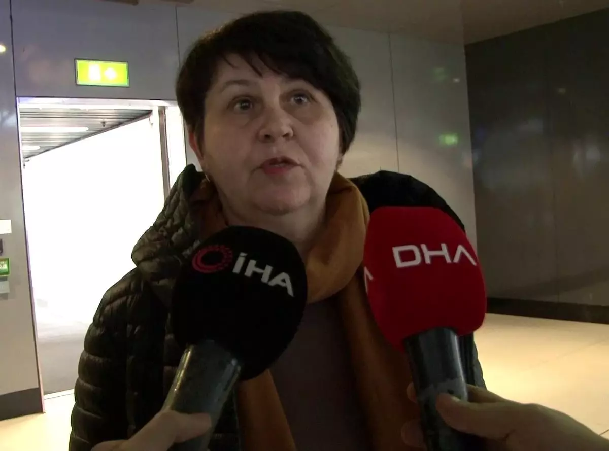 Rus Yüzücünün Annesi İstanbul\'a Geldi