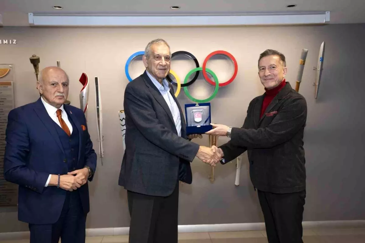 Jülide Sonat\'a Ödül