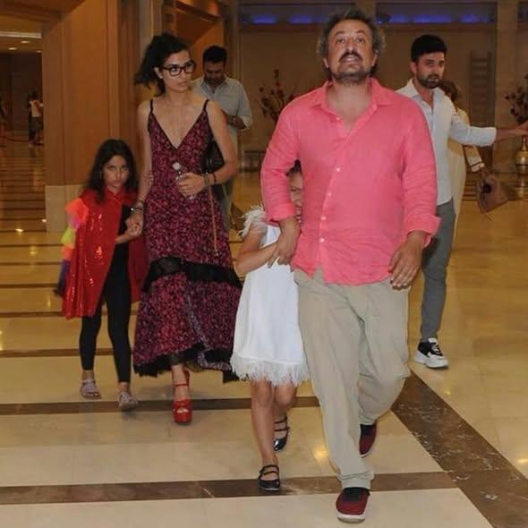 Tuba Büyüküstün'ün ikiz kızları 14 yaşına girdi! Baba Onur Saylak'tan duygusal paylaşım