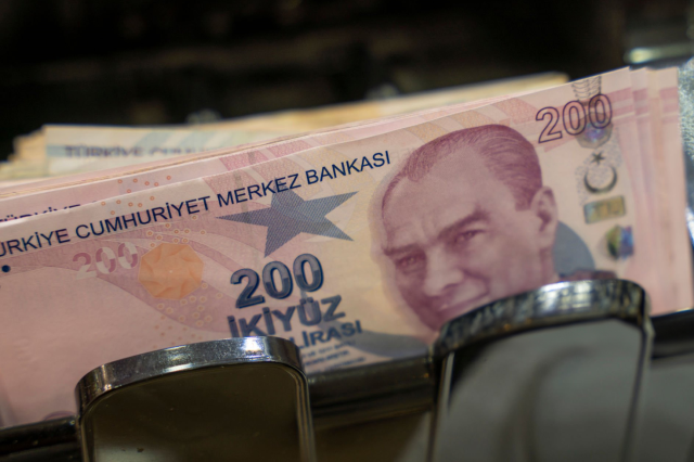 Vatandaşlık maaşı geliyor! Milyonlarca emekli rahat bir nefes alacak