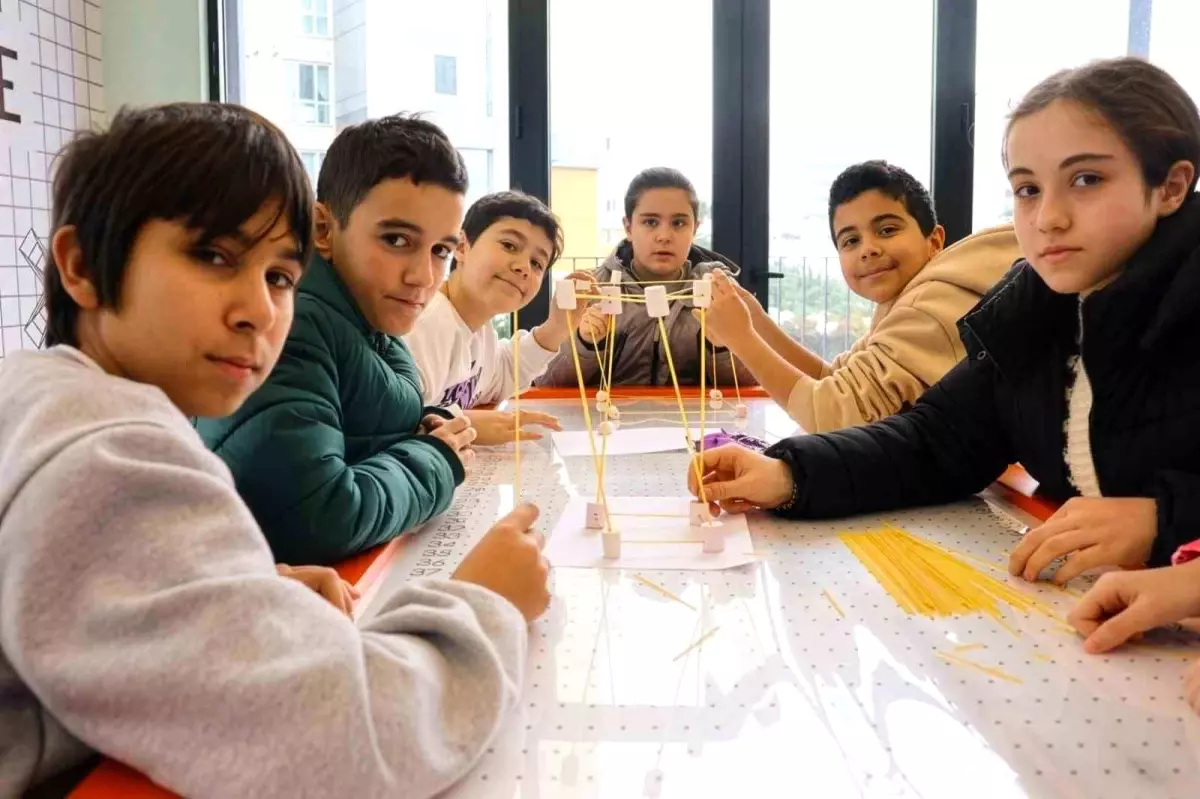 Yarıyıl tatili Ümraniye\'de spor, kültür ve bilimle renkleniyor