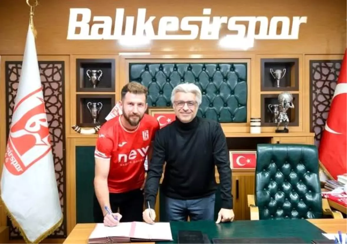 Balıkesirspor Akın Arıcan\'a imza attırdı