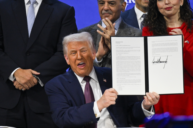 Barış Kurulu için imzalar atıldı! Trump: Gazze'de savaşı durduruyoruz