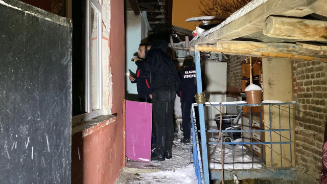 Elazığ'da ev yangını: Engelli genç kız hayatını kaybetti