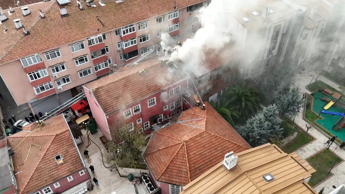 Fatih\'te Dergah Yangını