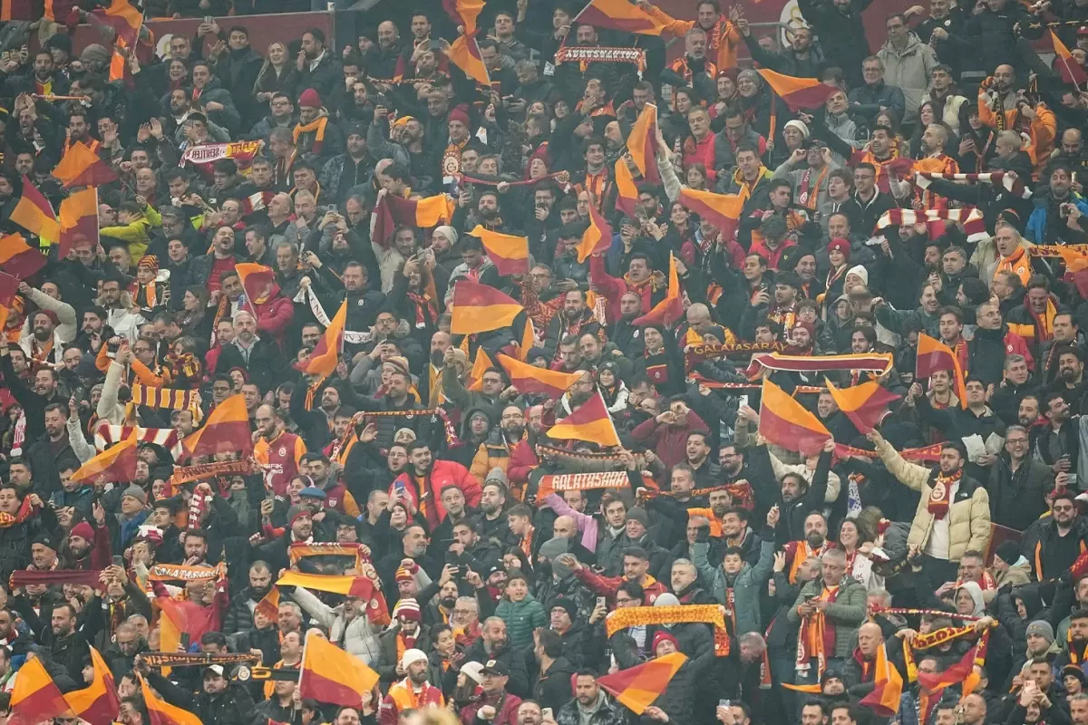 Galatasaray\'a müjdeli haber! Uzun bir aranın ardından geri döndü