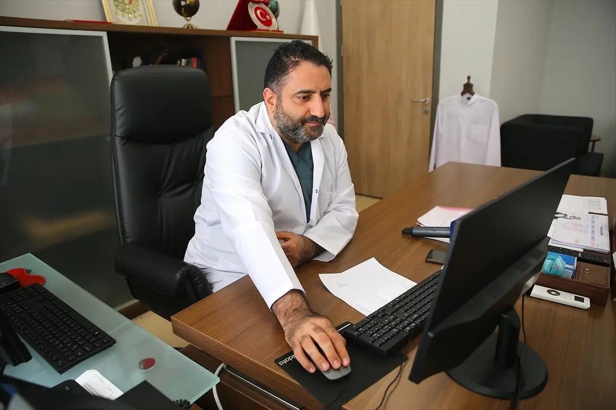 Başhekimlerden \'Yılın Kareleri\' Oylamasına Katılım